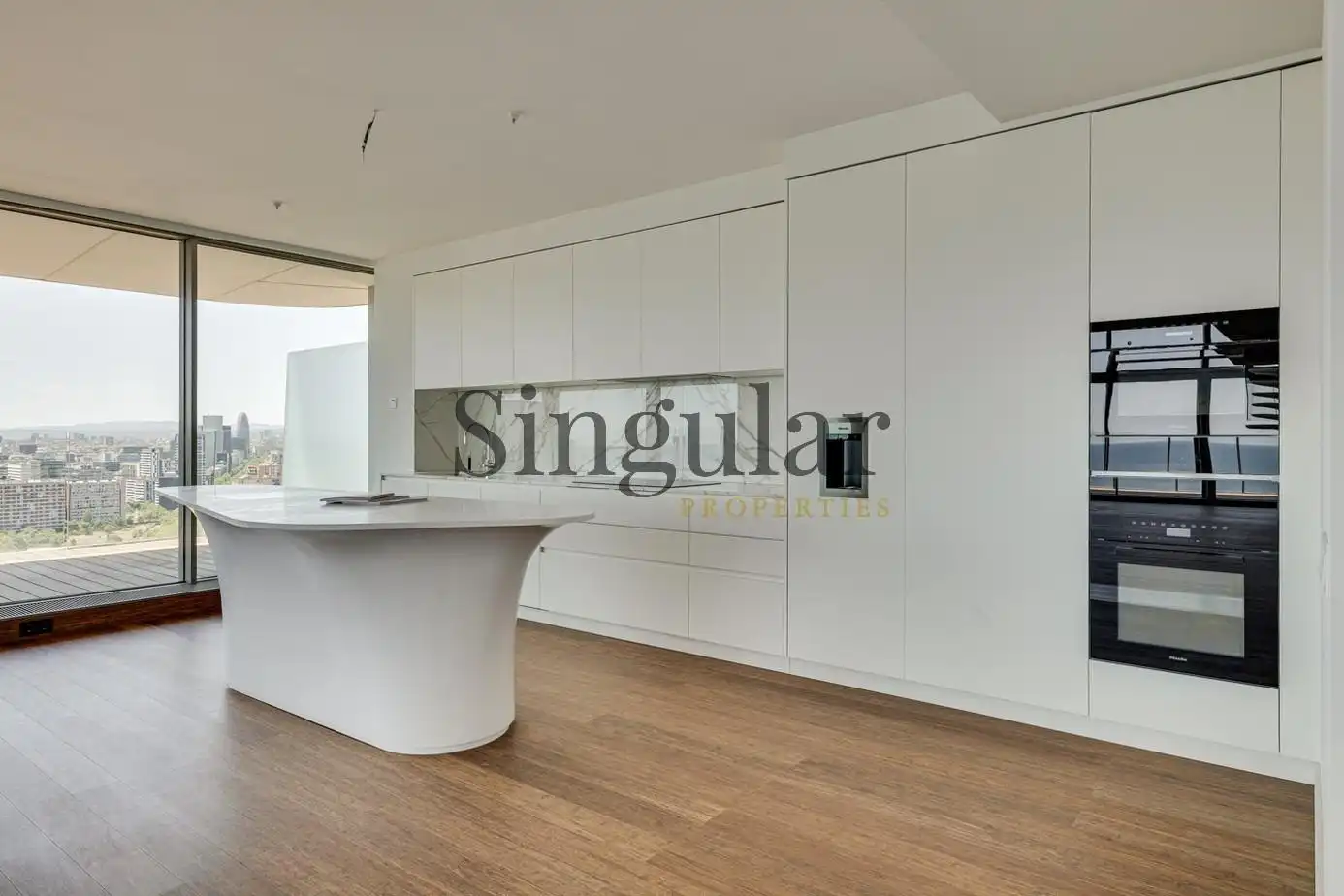 Cocina de Dúplex en venta en Barcelona con Calefacción, Parquet y Terraza