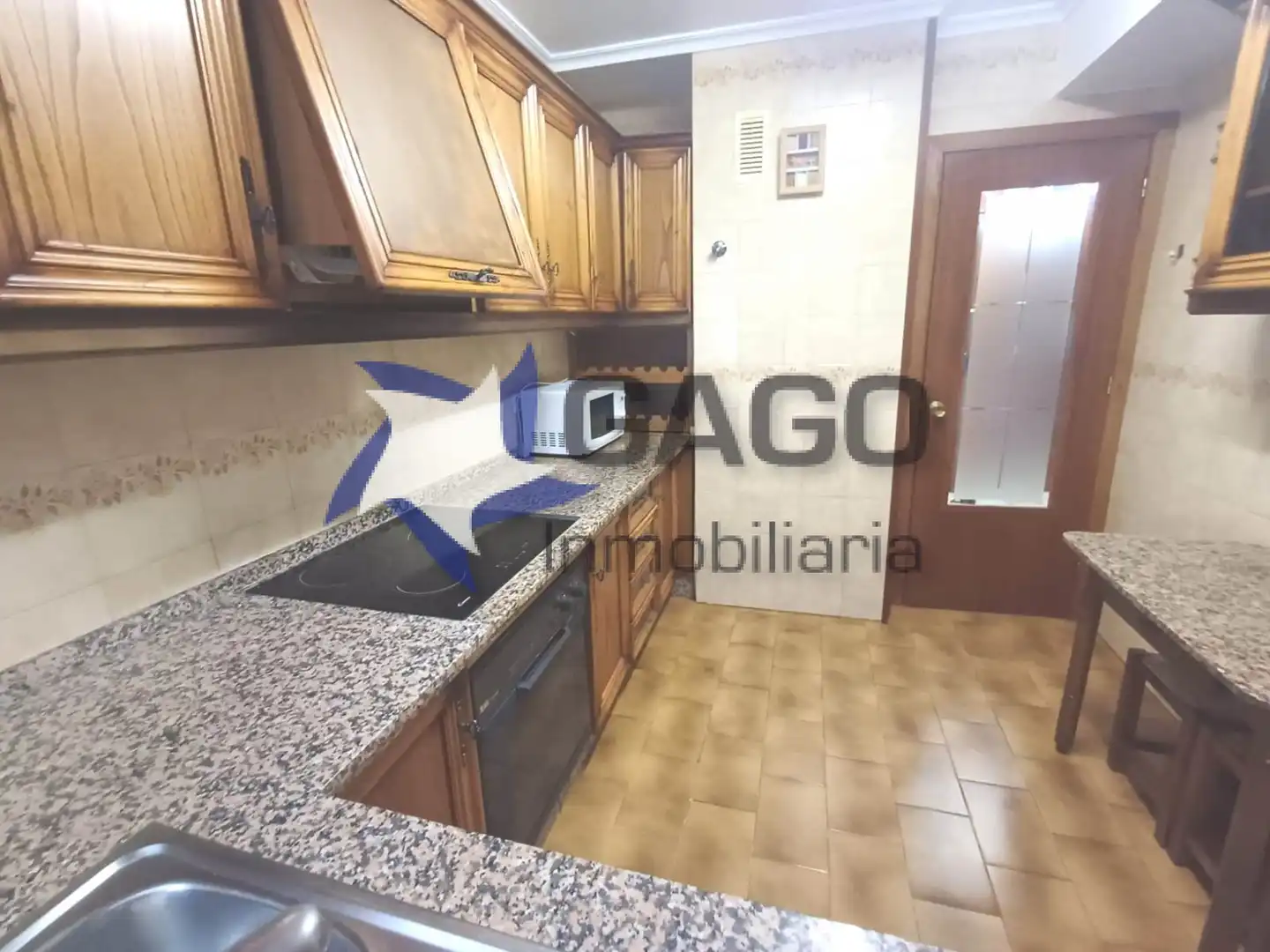 Cocina de Piso de alquiler en Córdoba con Aire acondicionado, Calefacción y Terraza