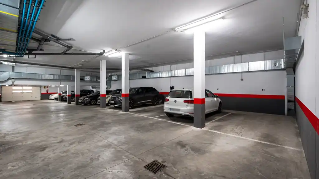 Apartamento con piscina en venta en Ponent, imagen 16