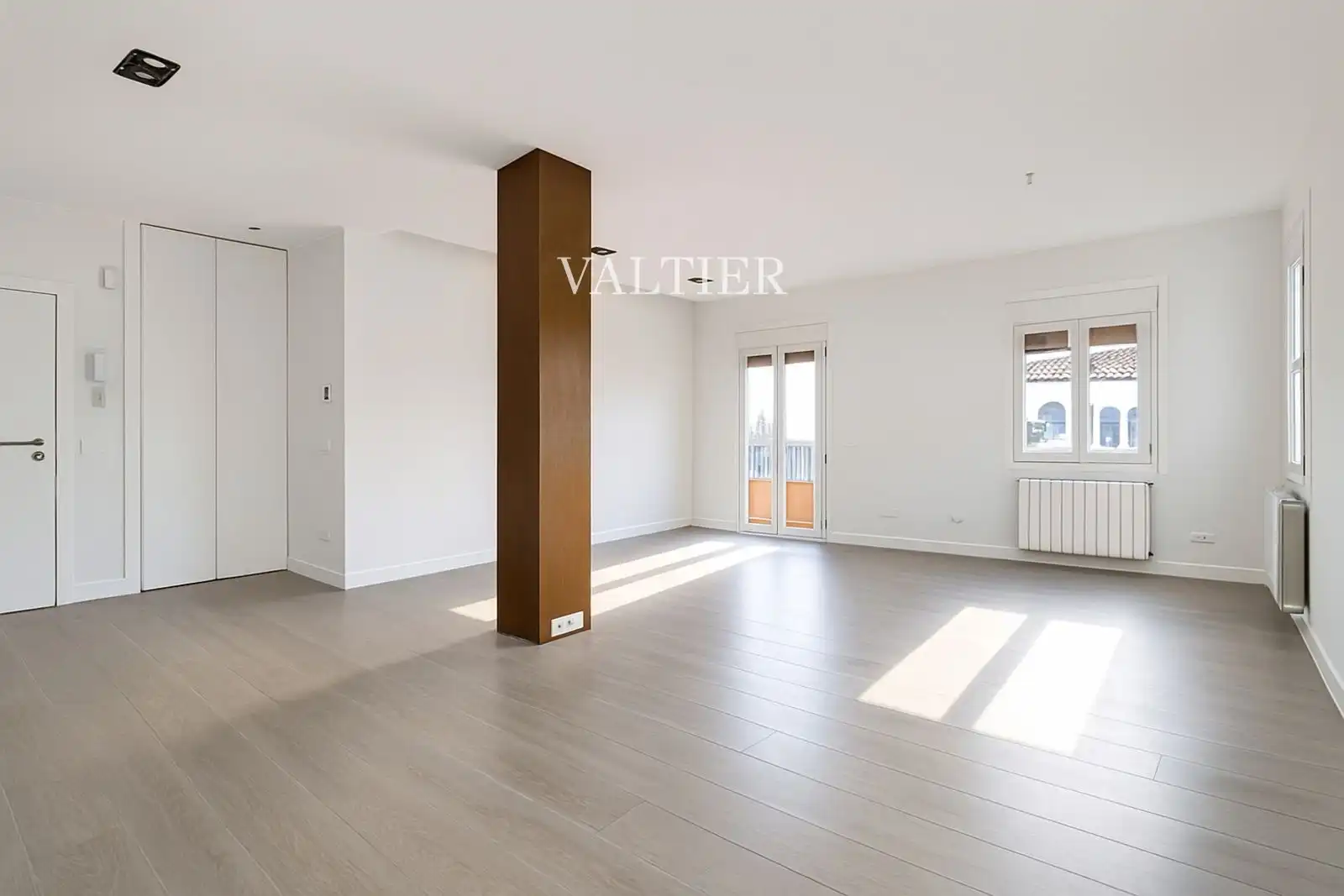Wohnzimmer von Wohnung zum Verkauf in Madrid mit Klimaanlage, Heizung und Terrasse