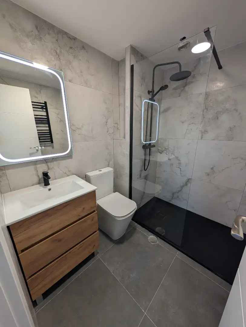 Bathroom of Flat for sale in Humanes de Madrid  with Terrace, Furnished and Balcony