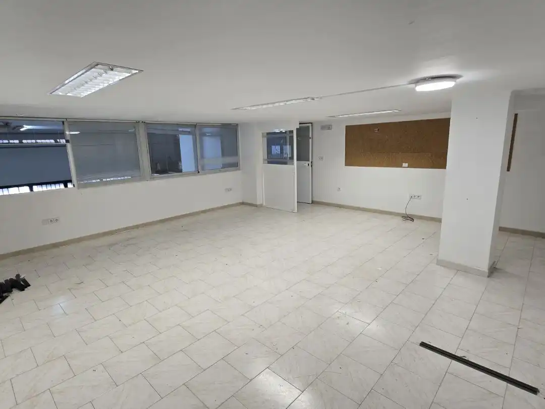 Commercial properties for sale in Cazorla, Jaén