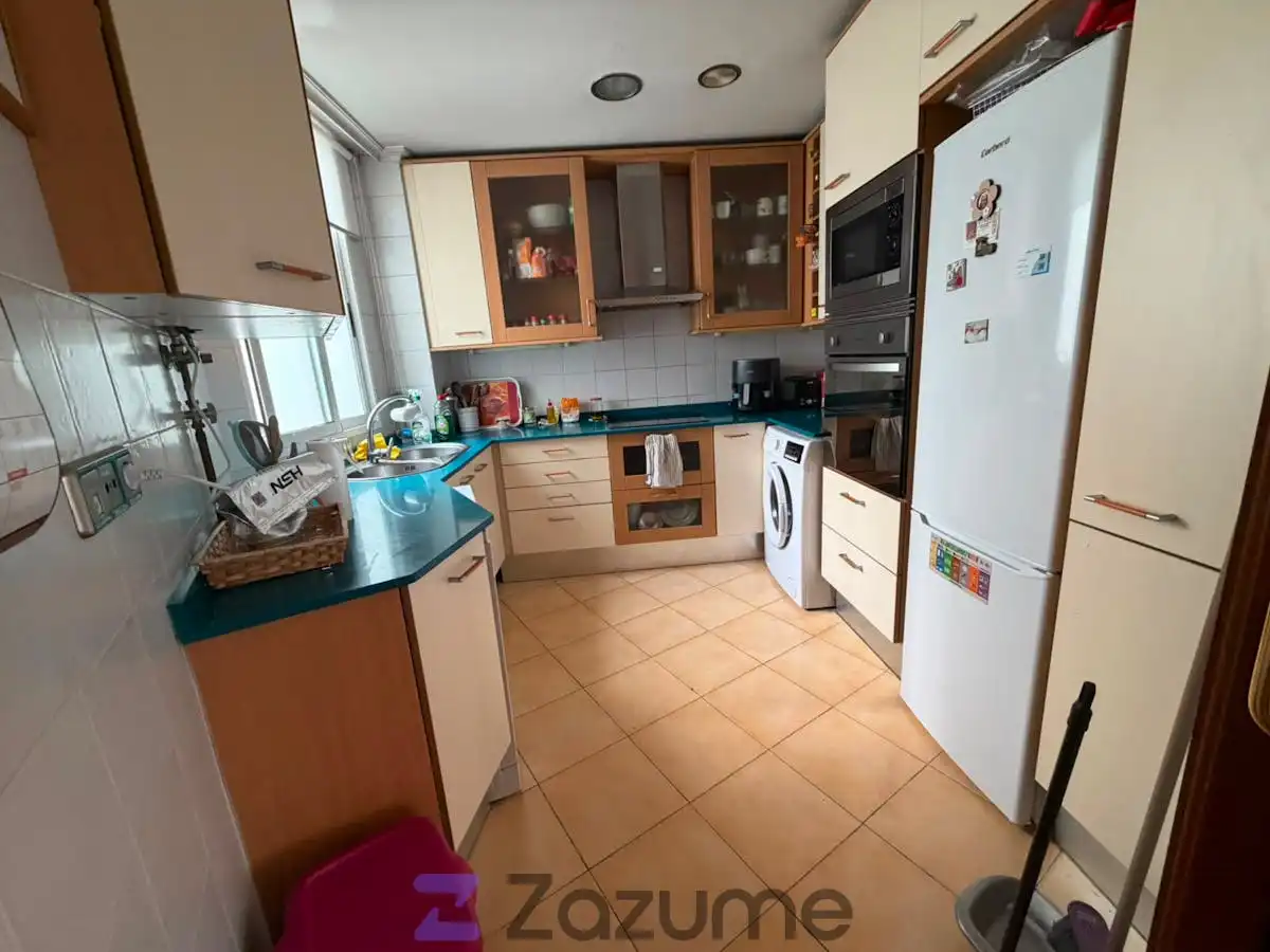 Cocina de Piso de alquiler en Valencia con Parquet, Amueblado y Horno
