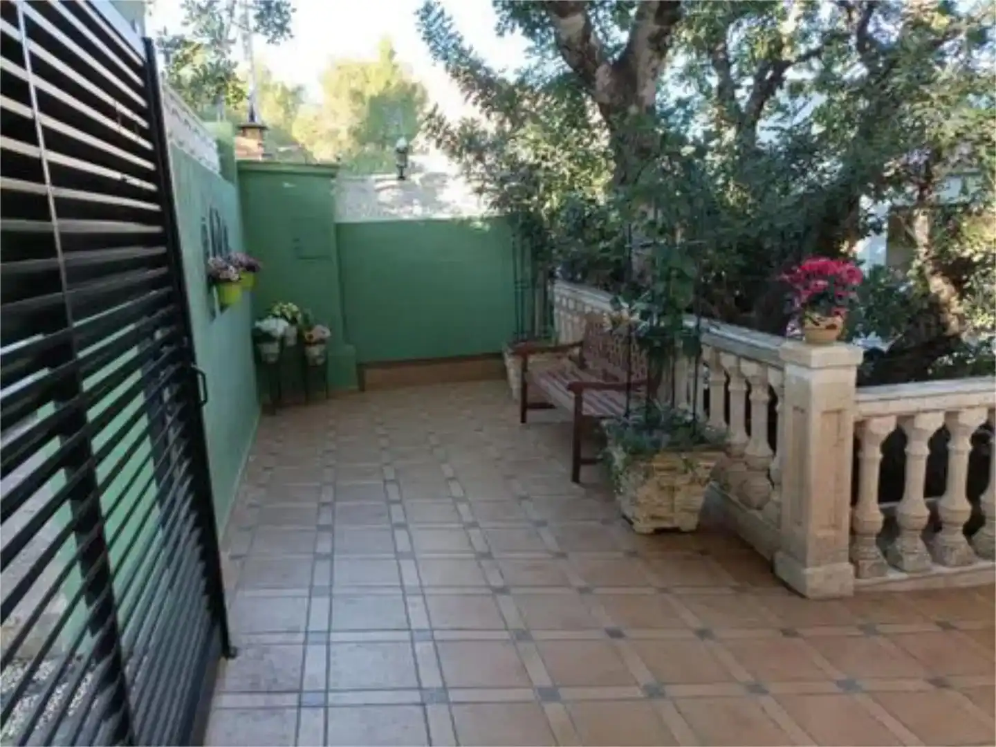 Terrace of Houses for sale in Gilet  with Air Conditioner, Private garden and Storage room