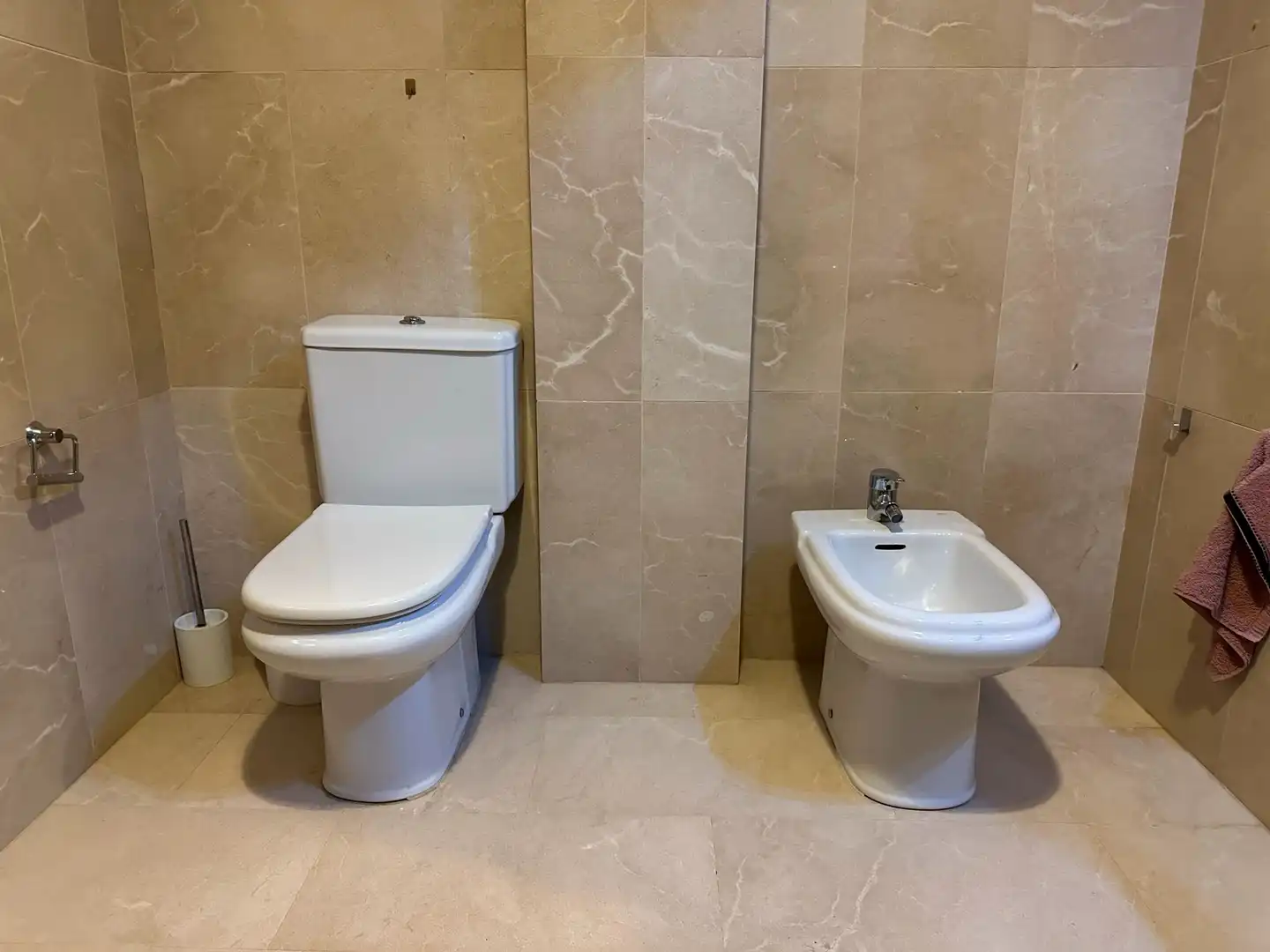 Bany de Casa o xalet de lloguer en Cartagena amb Aire condicionat, Terrassa i Balcó