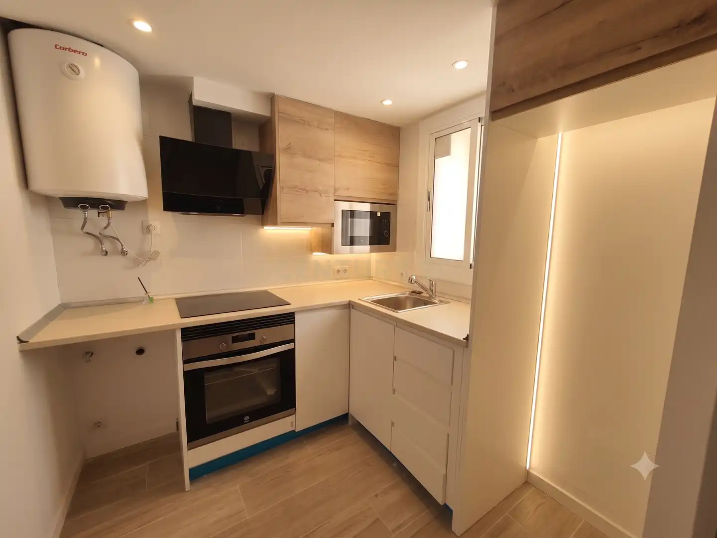 Kitchen of Duplexes for sale in Terrassa  with Storage room and Balcony