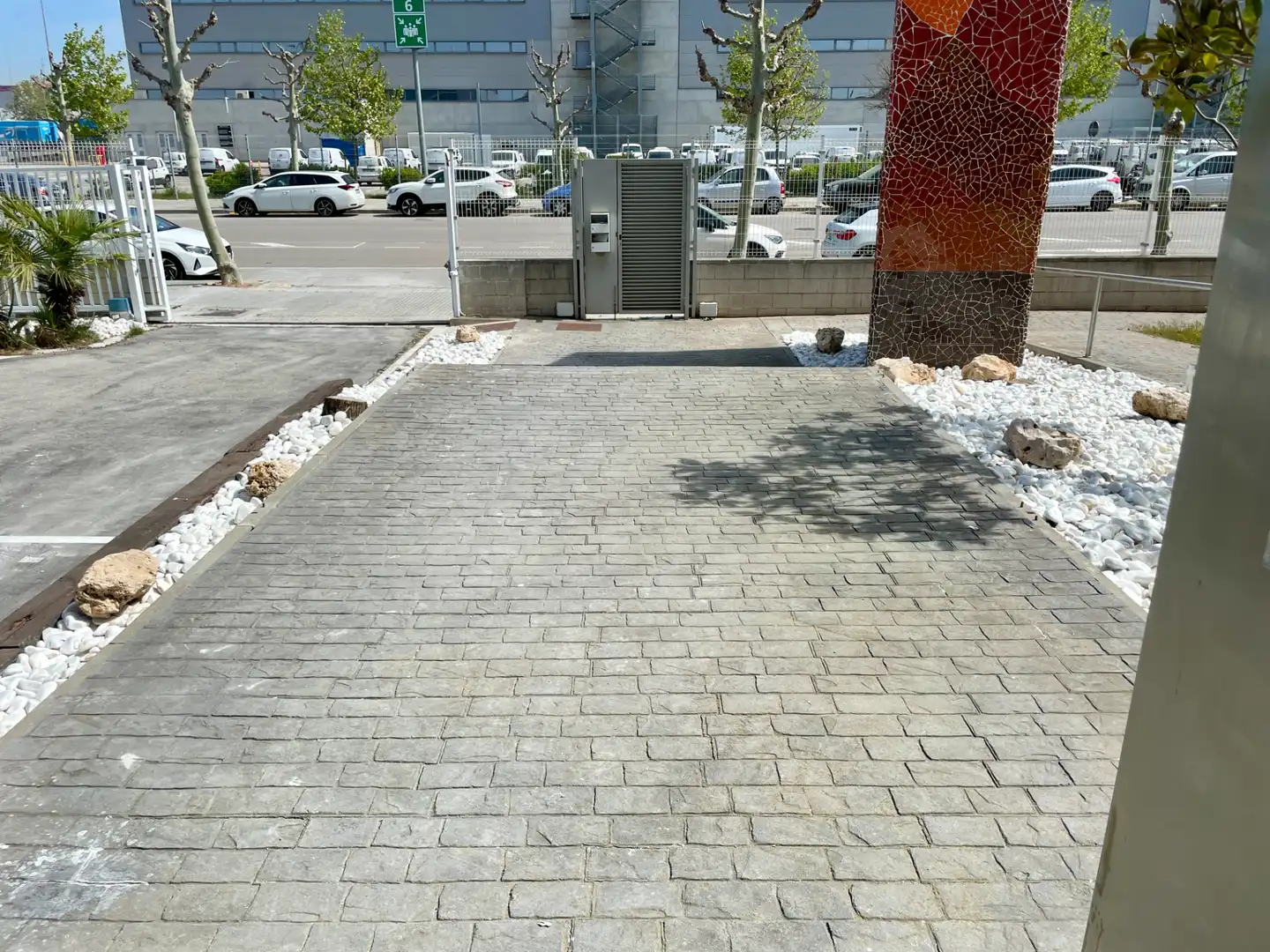 Parking de Oficina de alquiler en El Prat de Llobregat con Aire acondicionado, Calefacción y Alarma