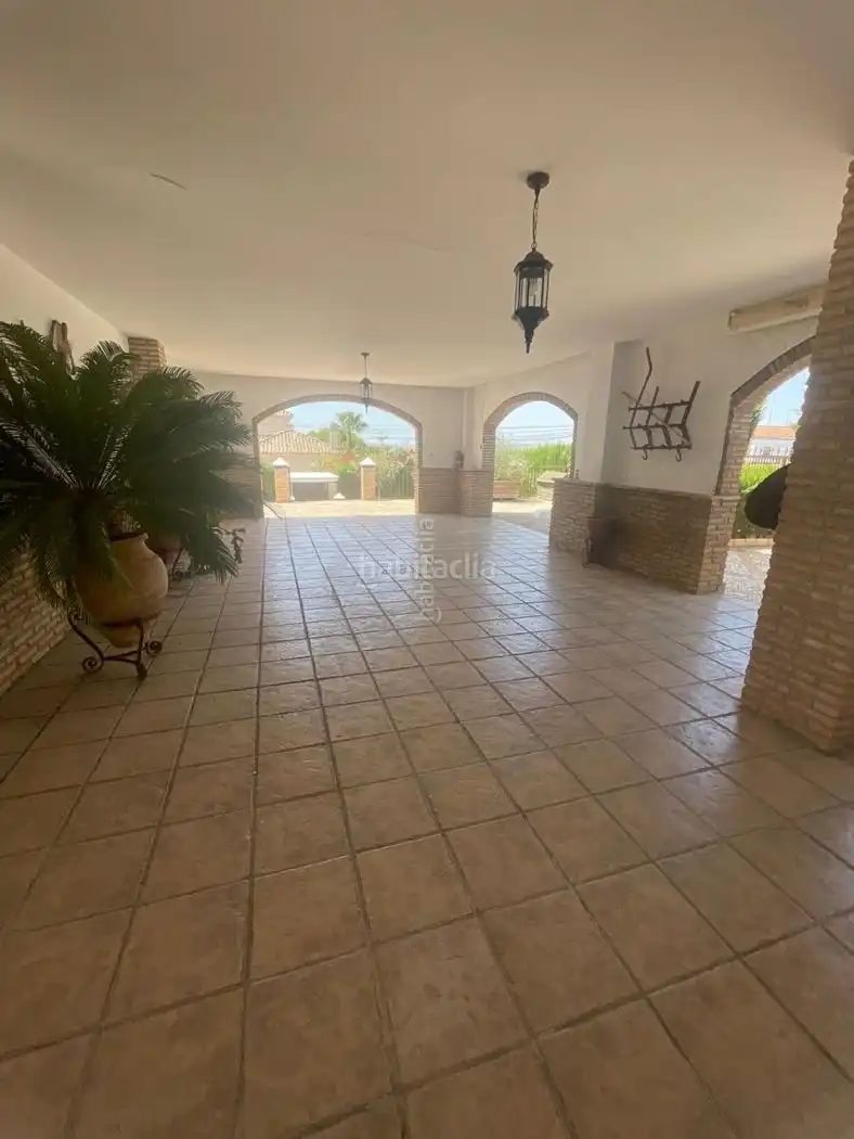 Chalet en venta en Calle Columela 3, imagen 23