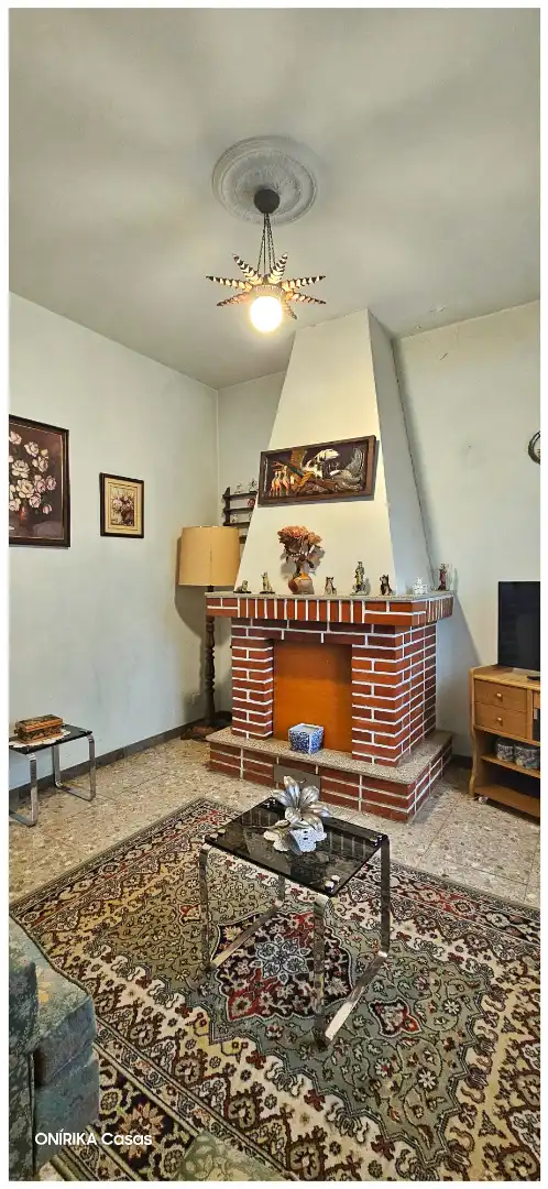 Living room of Houses for sale in Sarria  with Heating, Private garden and Parquet flooring