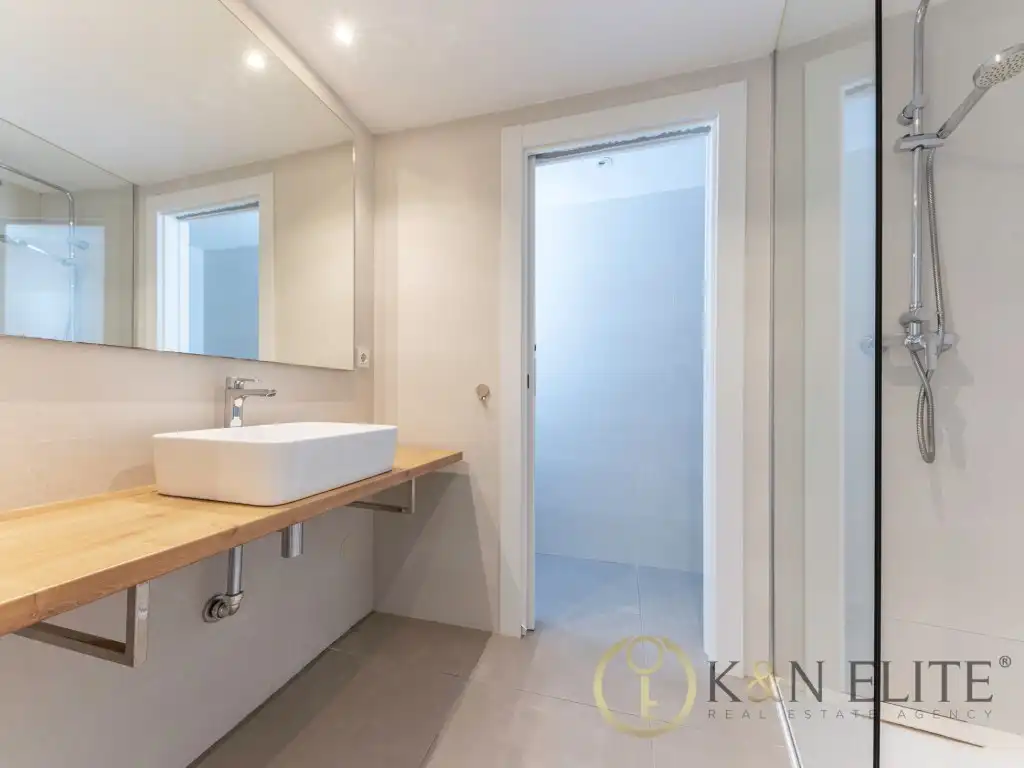 Bathroom of Attic for rent in Alicante / Alacant  with Air Conditioner and Terrace