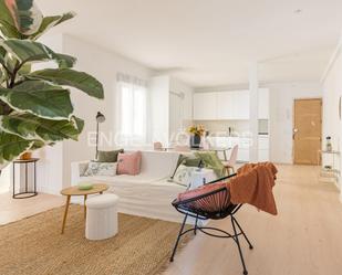 Sala d'estar de Apartament en venda en  Madrid Capital amb Aire condicionat i Calefacció