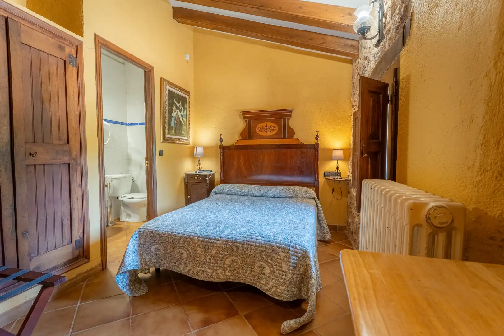 Bedroom of Houses for sale in Montblanc  with Air Conditioner, Heating and Private garden
