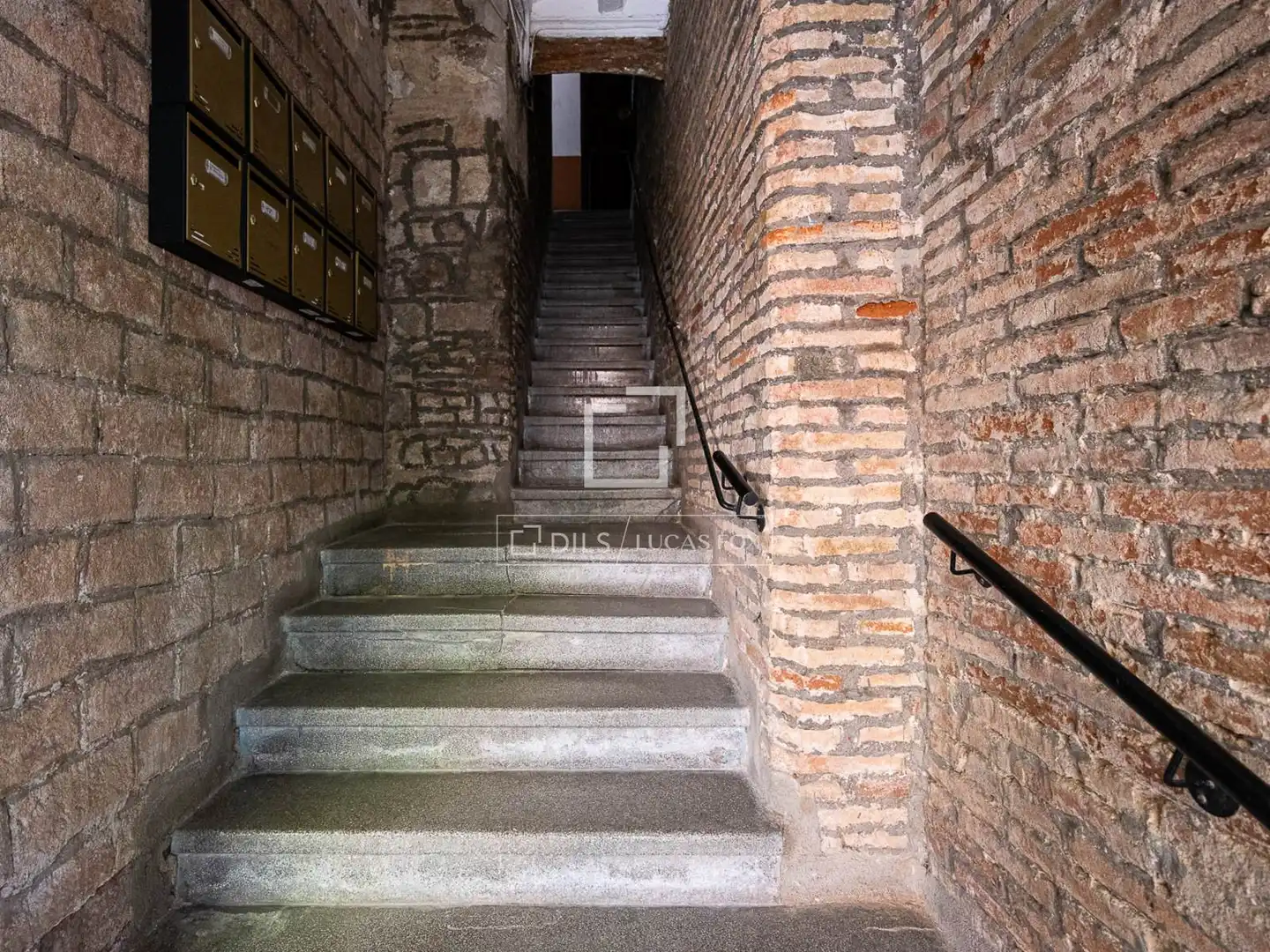 Piso en venta en Barcelona con Aire acondicionado, Calefacción y Terraza