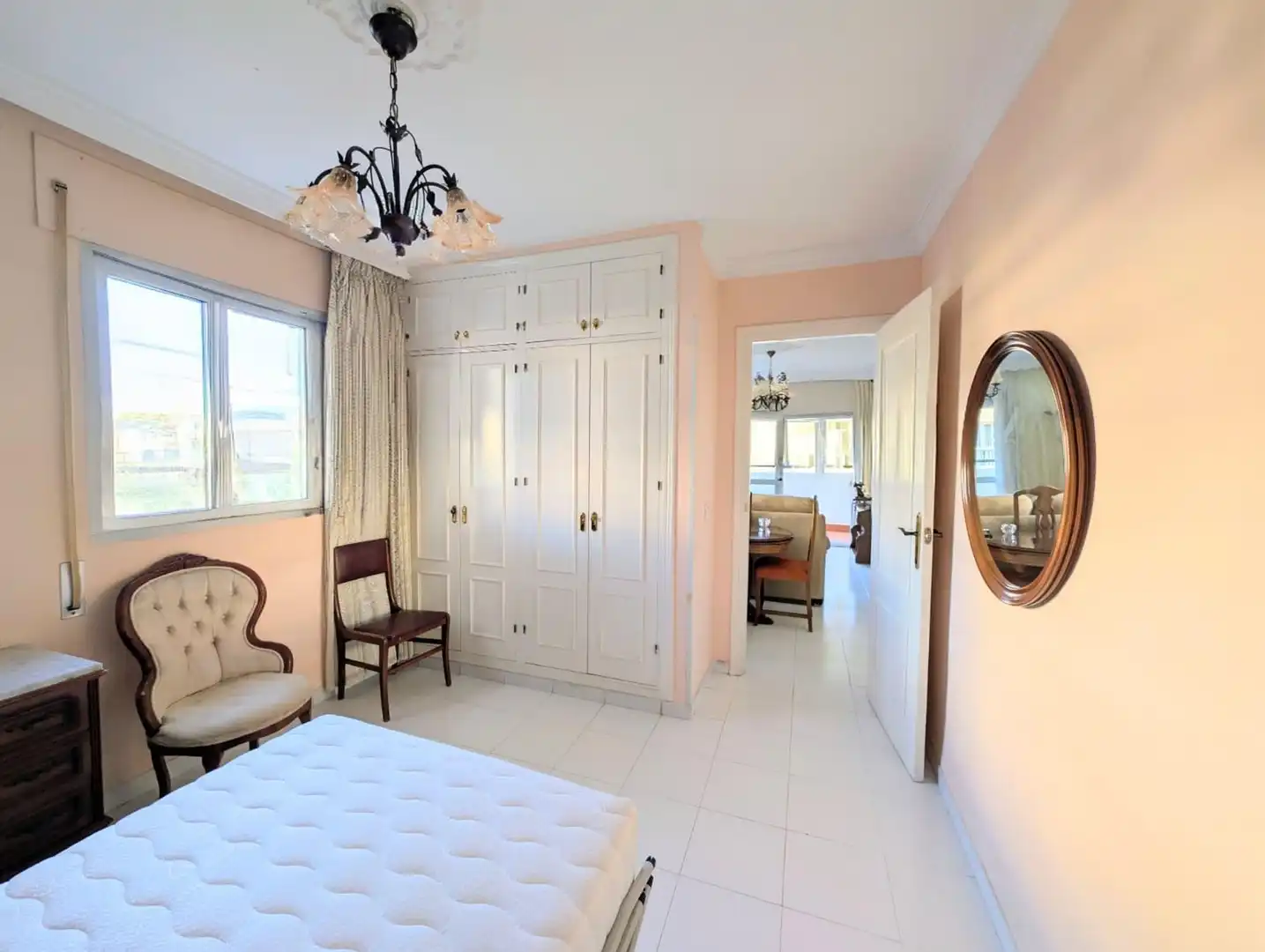 Schlafzimmer von Wohnung zum Verkauf in Torremolinos mit Klimaanlage, Privatgarten und Terrasse