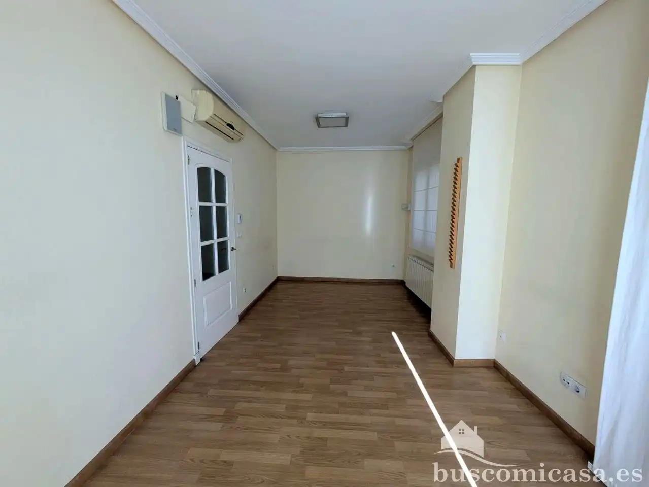 Sala de estar de Local de alquiler en Linares con Aire acondicionado