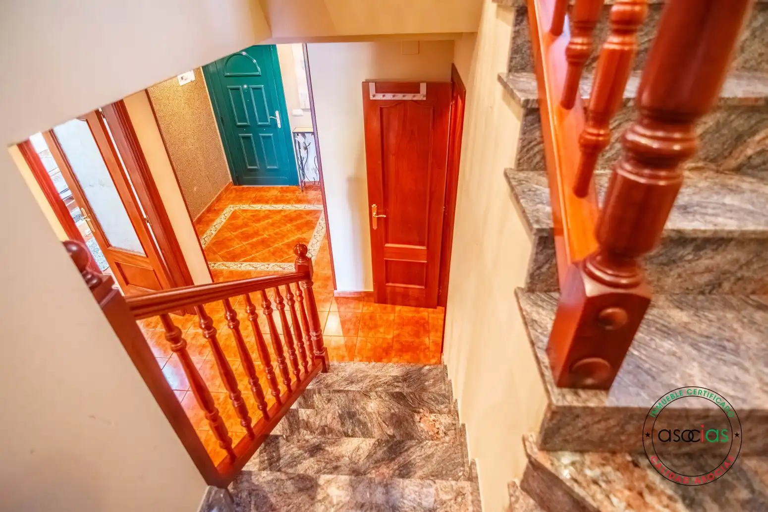 Casa adosada en venta en Grado con Calefacción, Jardín privado y Parquet