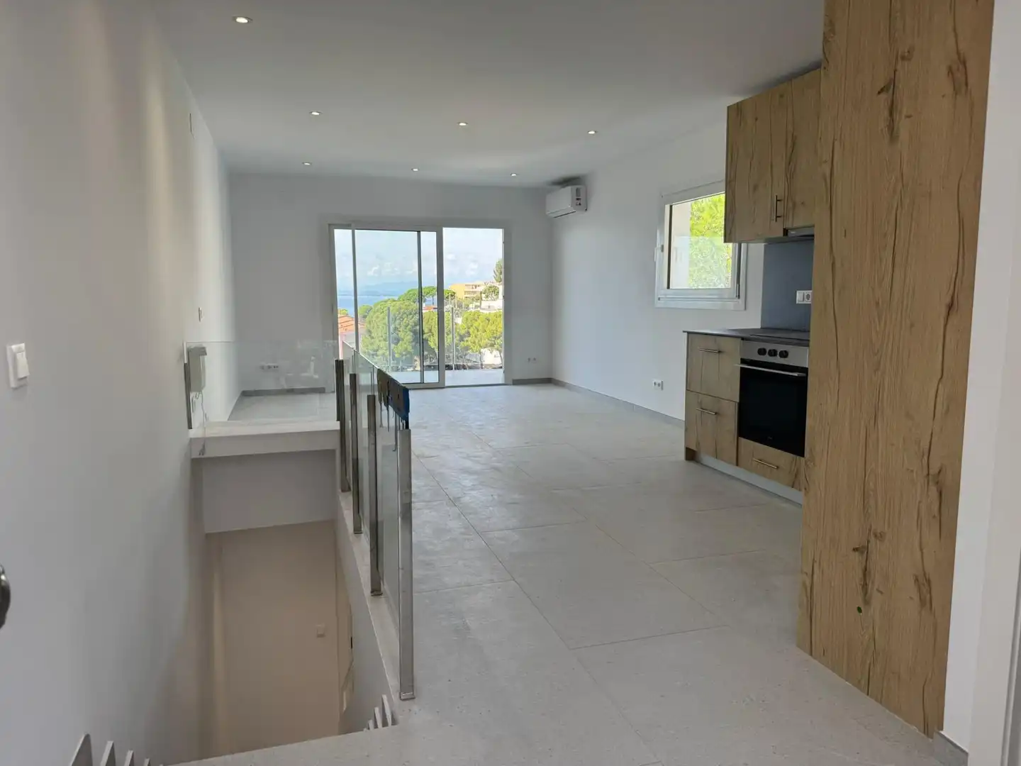 Houses for sale in Carrer Carrer de Pafar Paulus Rubens, 33, Almadrava - Canyelles - Puig-Rom