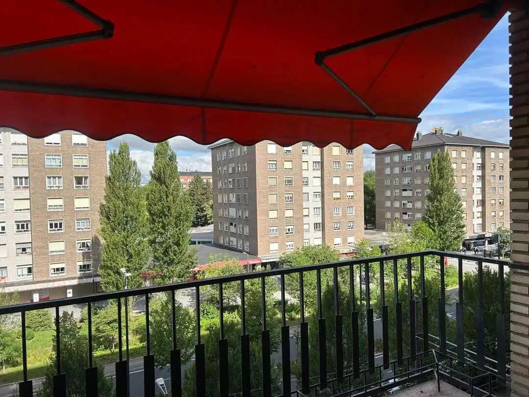 Terrasse von Wohnung zur Miete in Vitoria - Gasteiz mit Heizung, Terrasse und Abstellraum