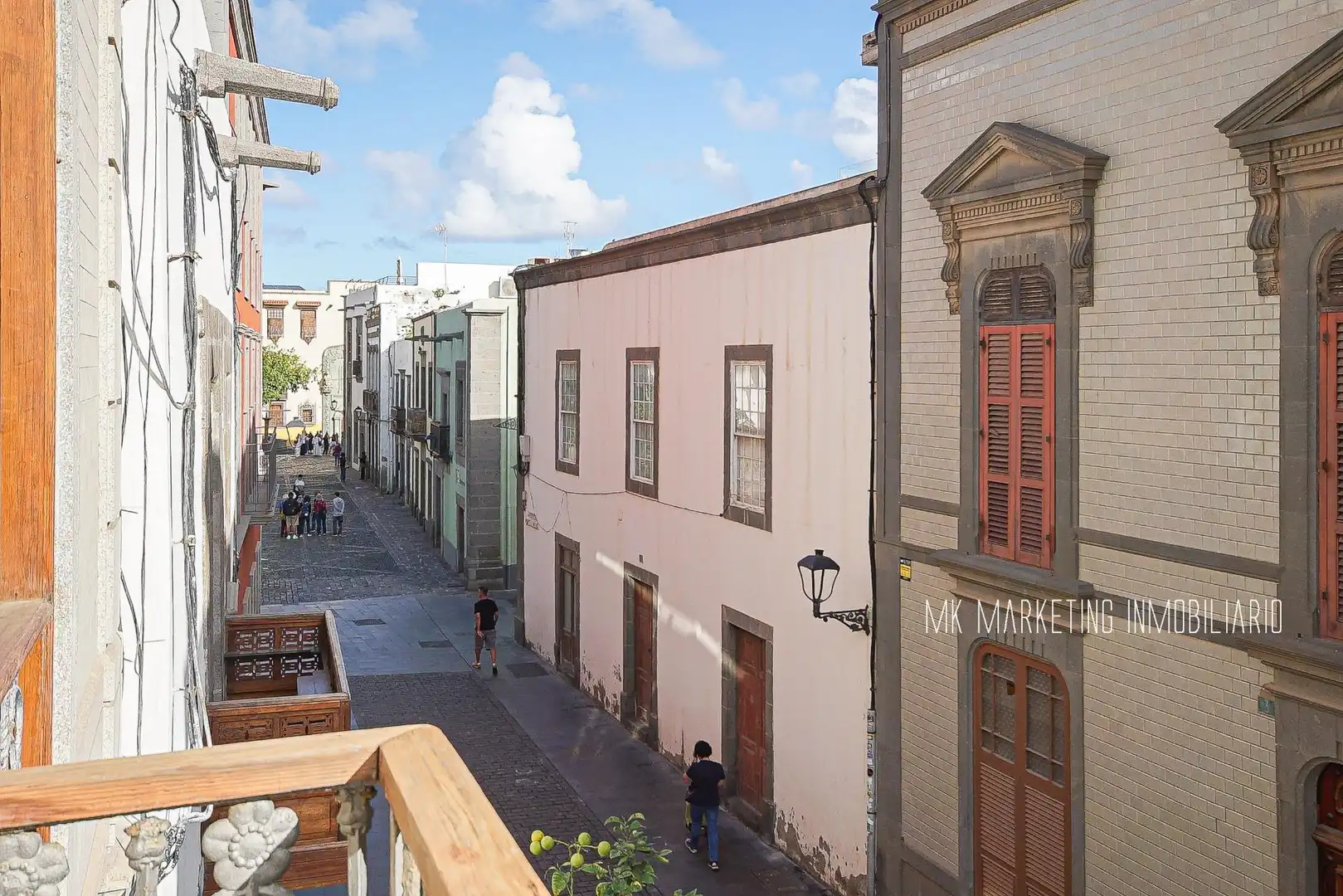 Vista exterior de Casa o xalet en venda en Las Palmas de Gran Canaria amb Terrassa i Balcó