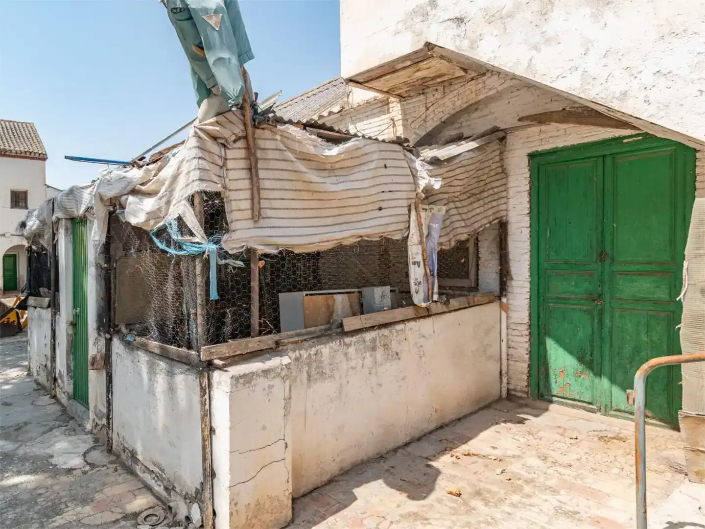 Vista exterior de Piso en venta en Granada con Jardín privado y Piscina