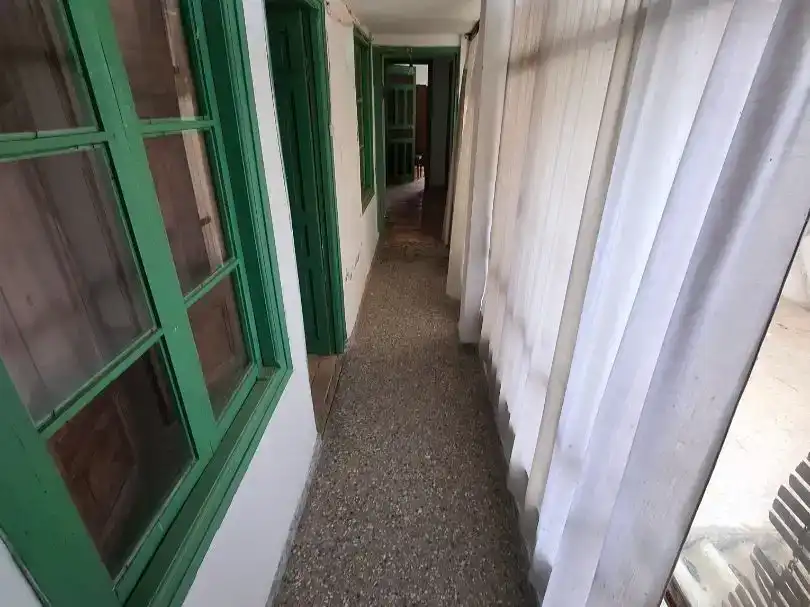 Casa adosada en venda en Ayoó de Vidriales