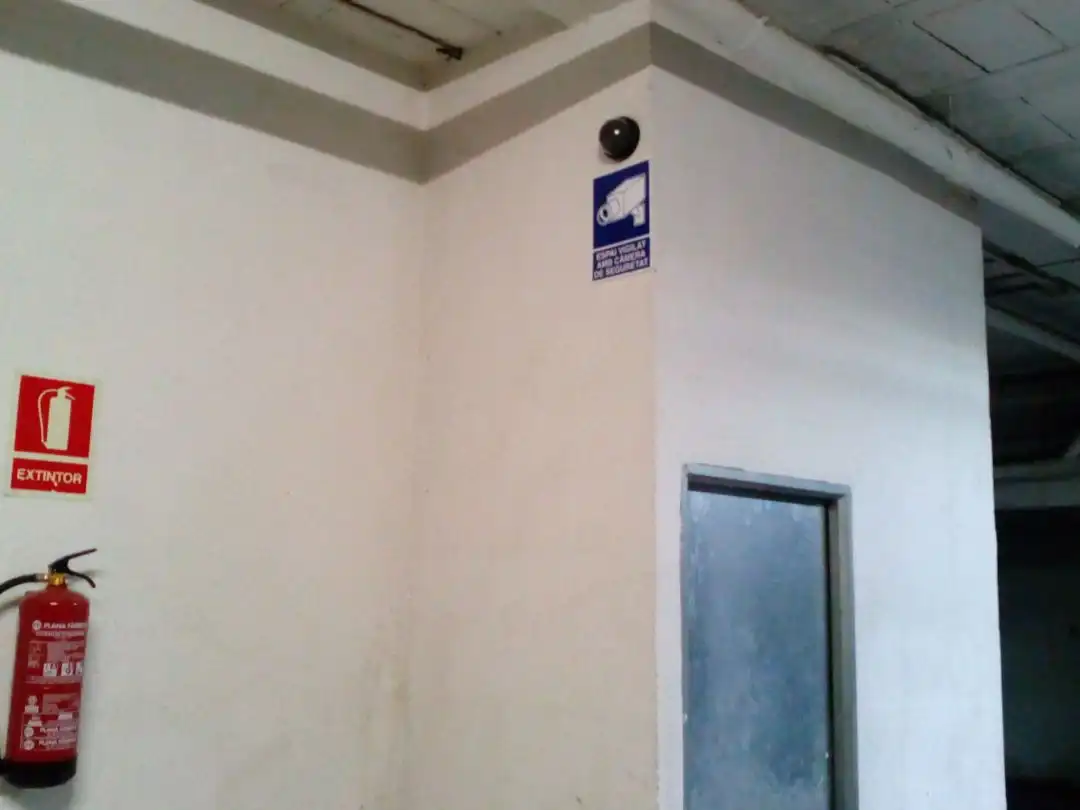Parkplatz von Garage zur Miete in Valls