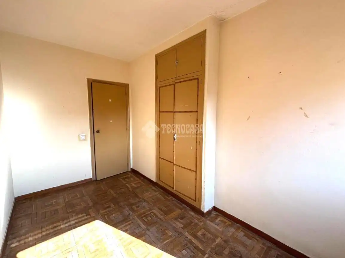 Bedroom of Flat for sale in Medina del Campo  with Terrace and Balcony