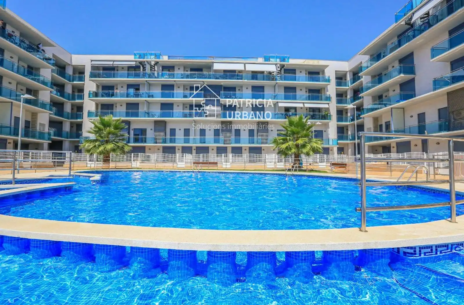 Piscina de Piso de alquiler en Cambrils con Aire acondicionado, Calefacción y Terraza
