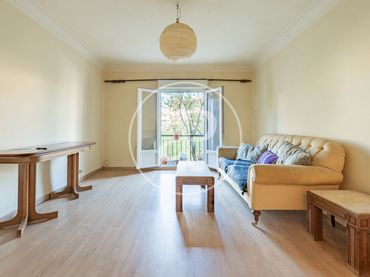 Piso con balcón en venta en C/ del Alcalde Sainz de Baranda