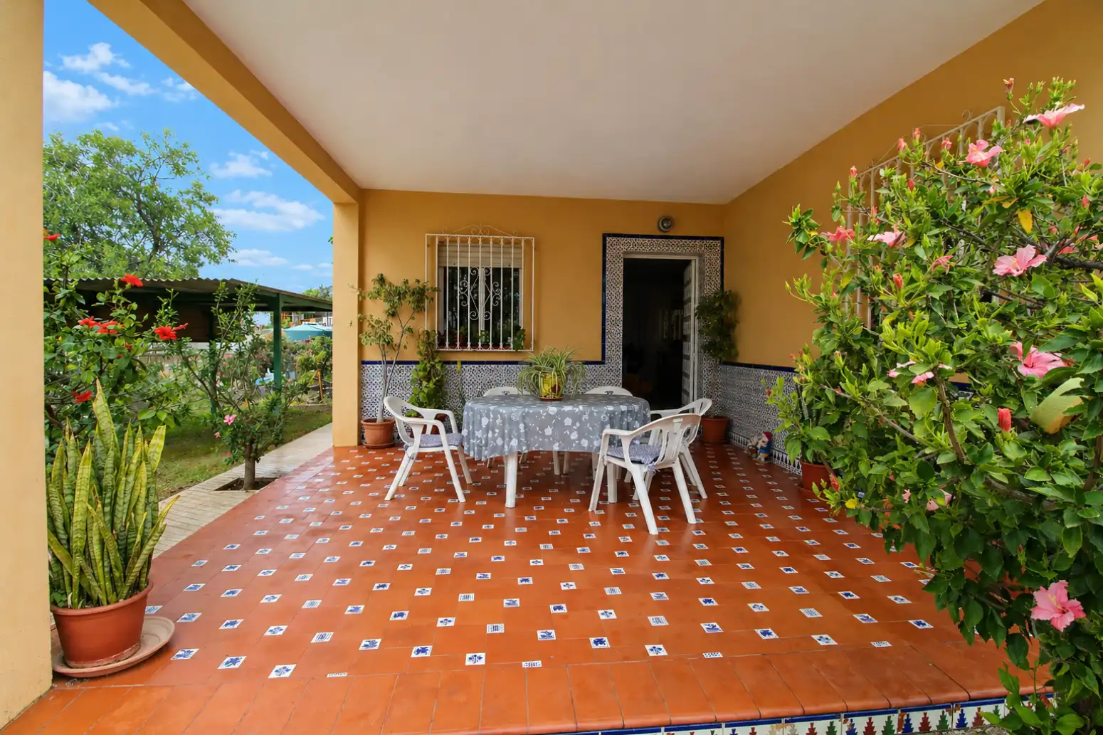 Terraza de Casa o chalet en venta en Vélez-Málaga con Calefacción y Jardín privado