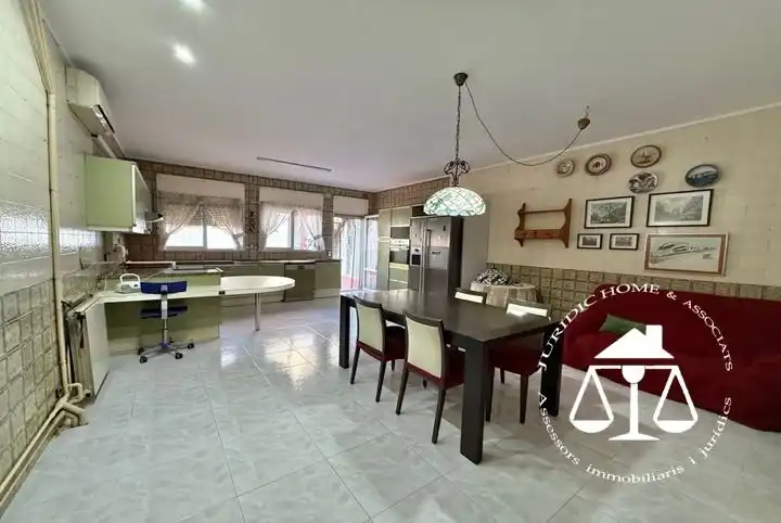 Kitchen of Detached homes for sale in Centre - Sant Oleguer
