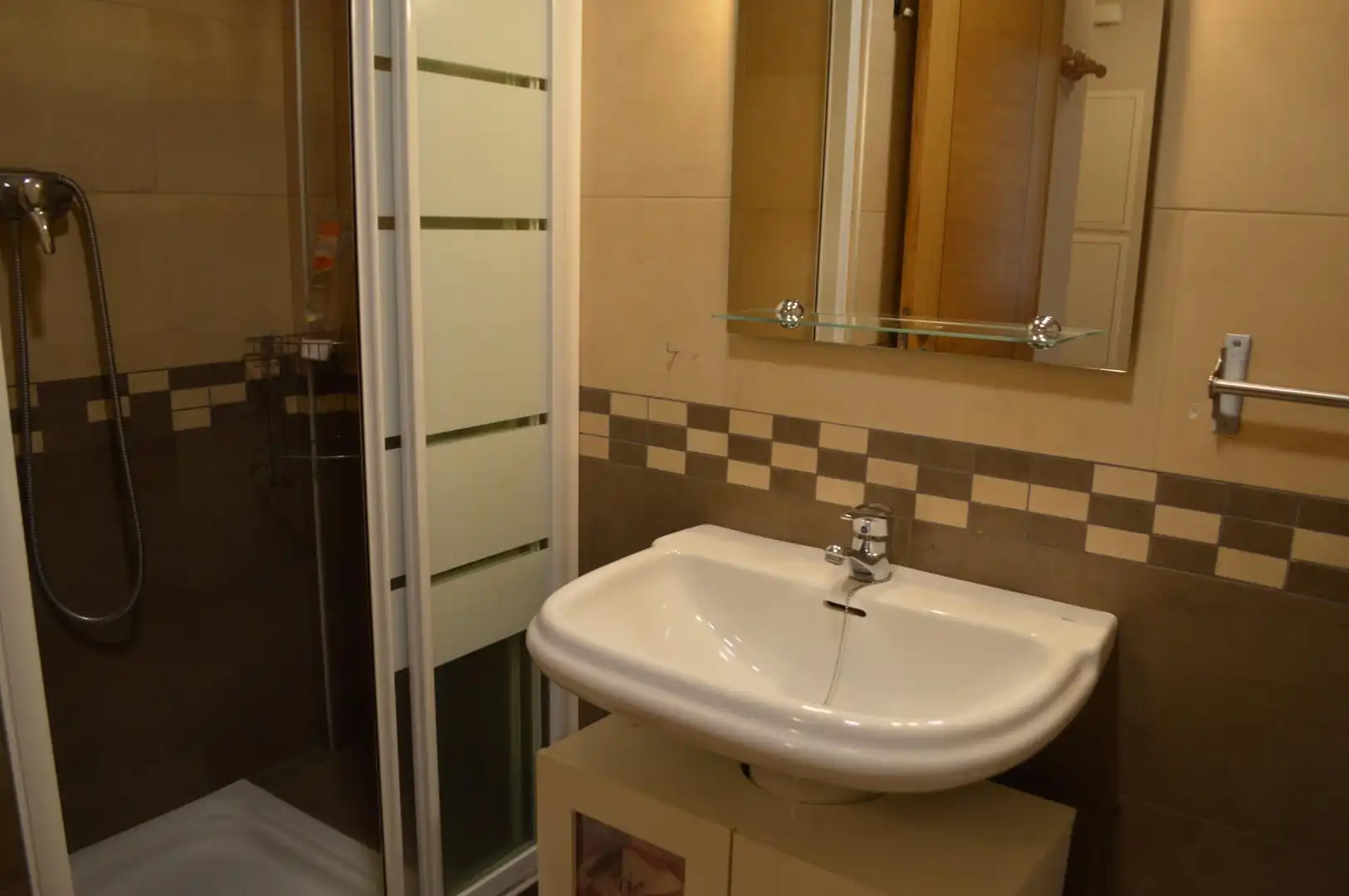 Apartament de lloguer a Calle SAGRADA FAMILIA, Angustias - Chana - Encina