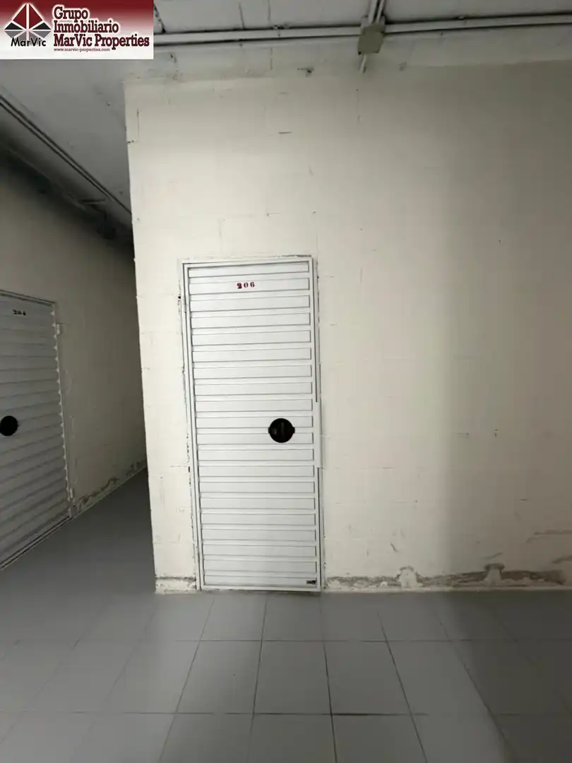 Aparcament de Pis en venda en Benidorm amb Aire condicionat, Terrassa i Traster