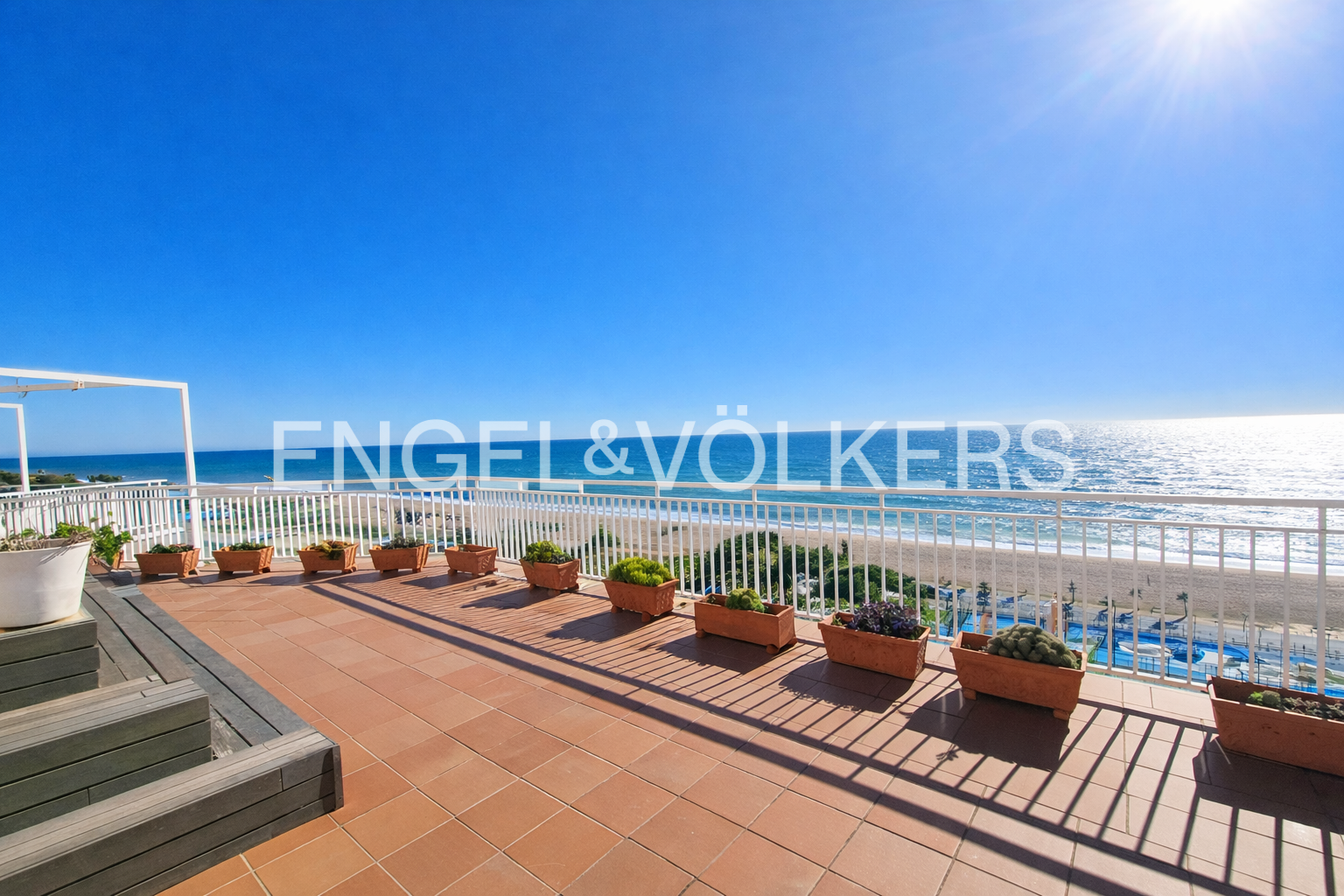 Terraza de Ático en venta en Pineda de Mar con Aire acondicionado, Calefacción y Parquet