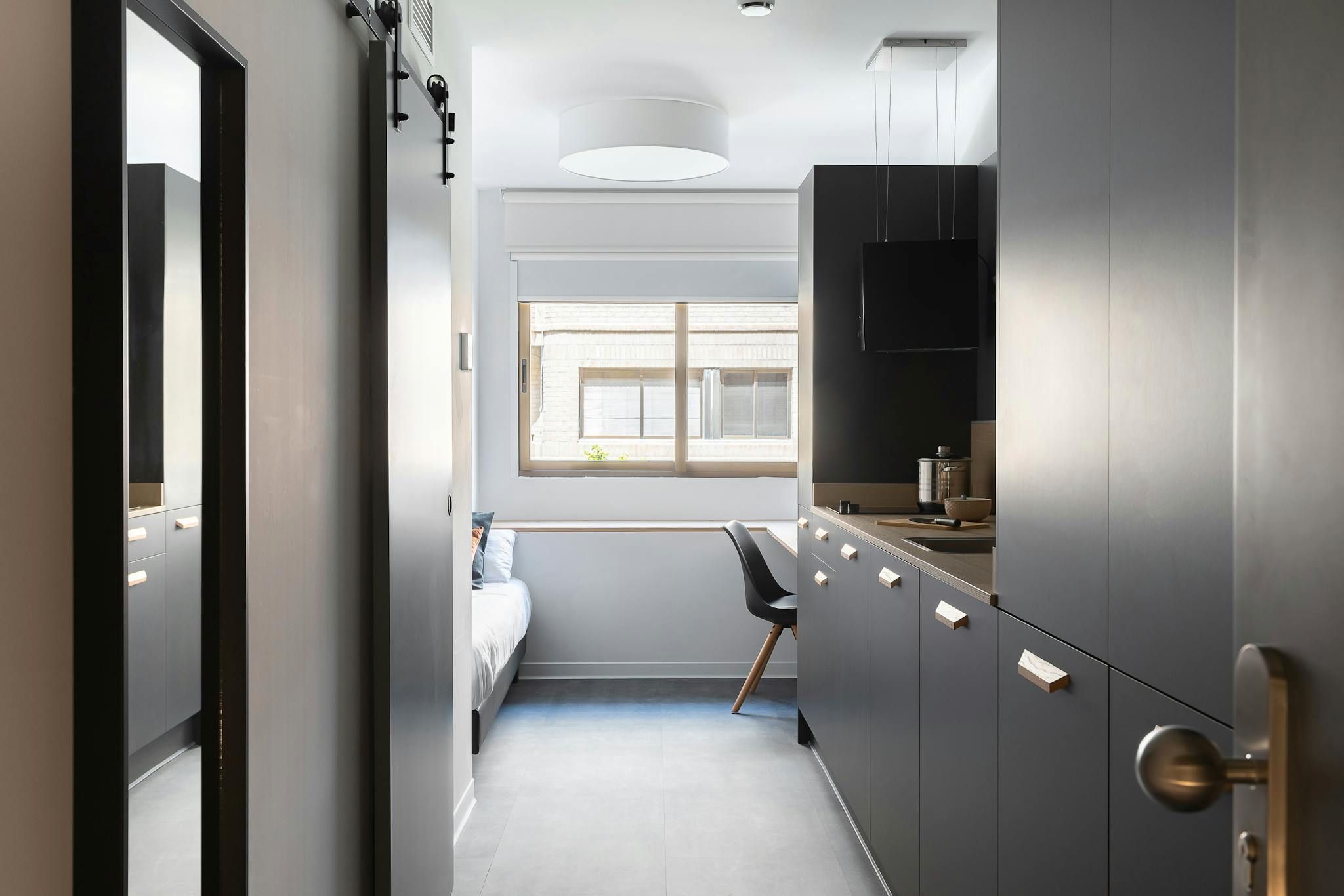 Dormitori de Pis de lloguer en  Valencia Capital amb Aire condicionat