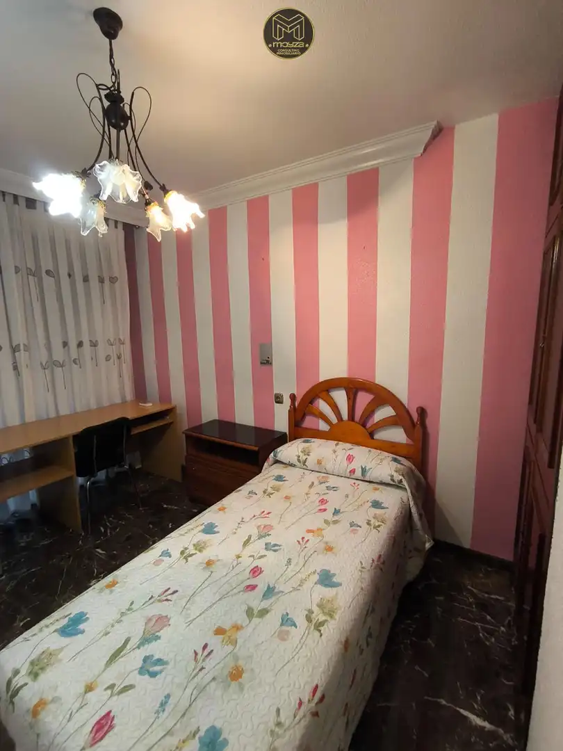 Flat to rent in Hospital, imagen 4