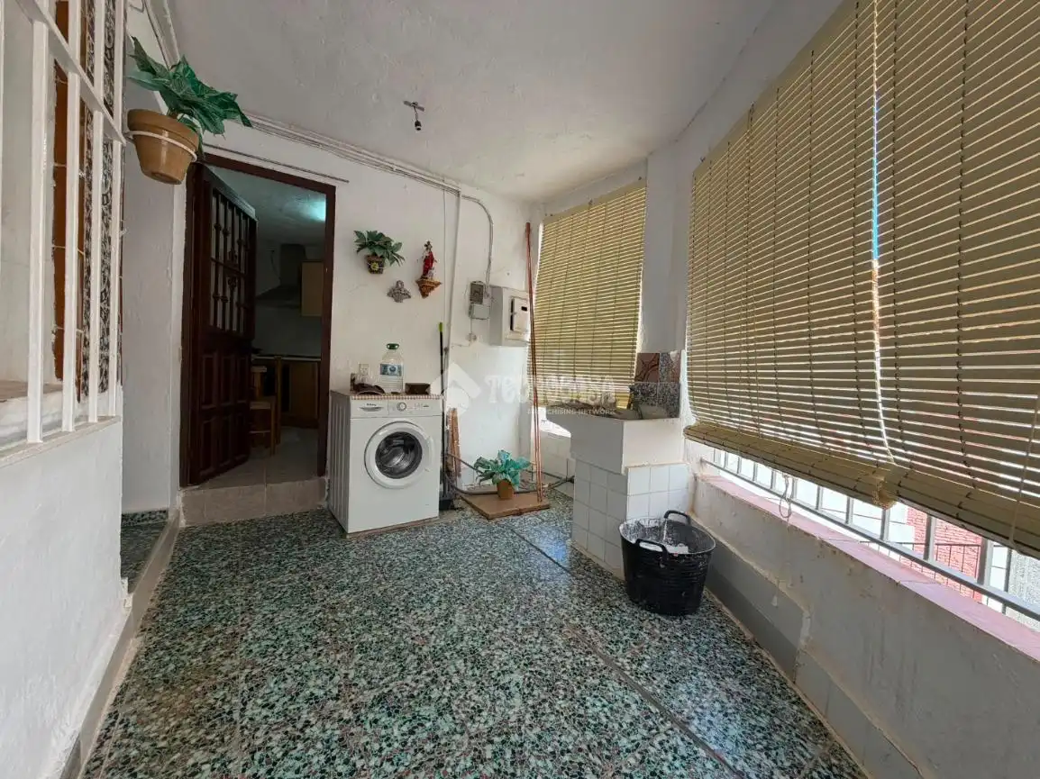 Country homes for sale in Olías