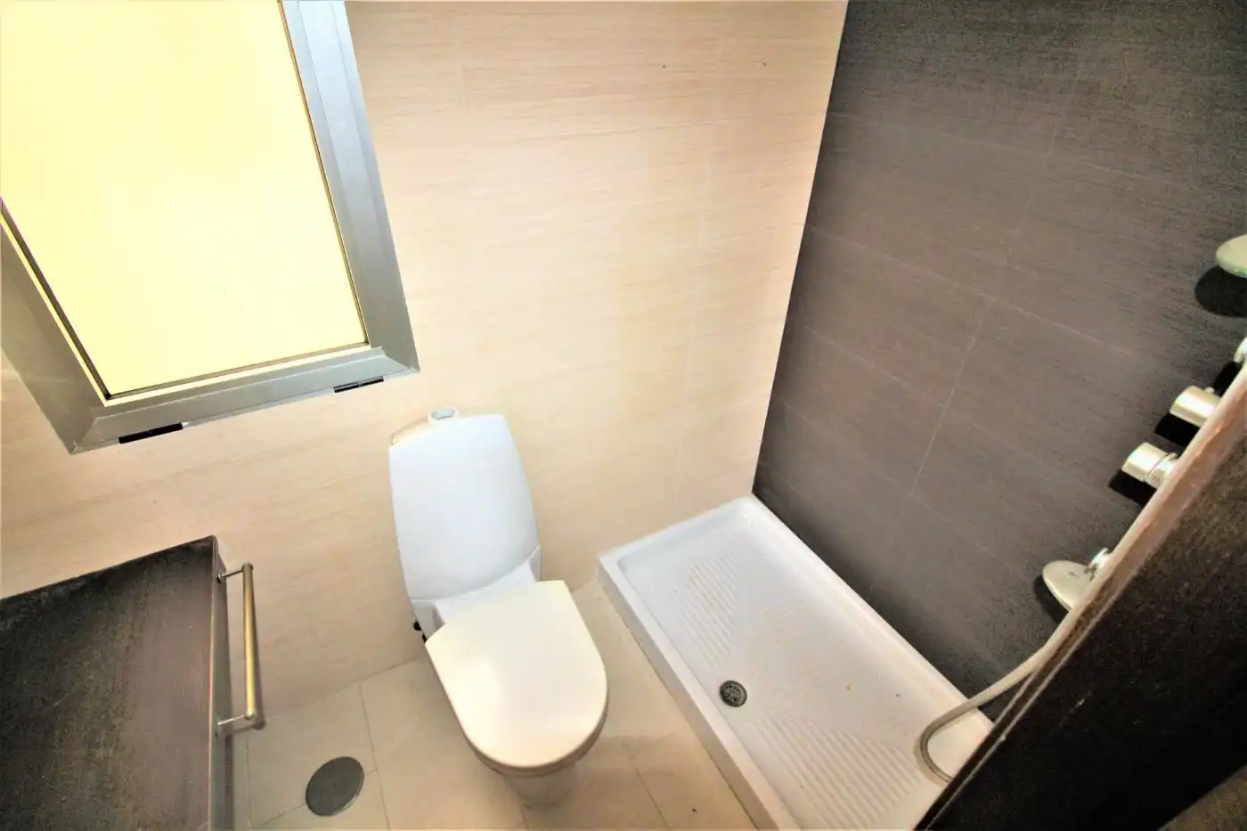 Baño de Dúplex en venta en Alicante / Alacant con Aire acondicionado, Terraza y Balcón