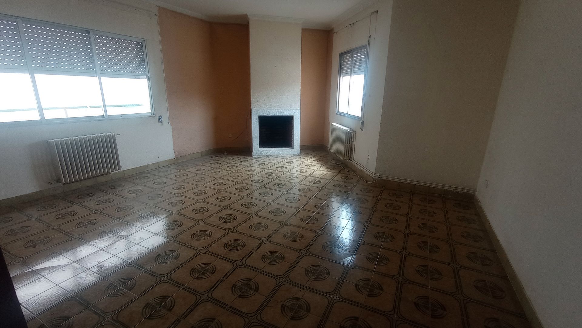 Sala d'estar de Pis en venda en Ciudad Real Capital amb Calefacció