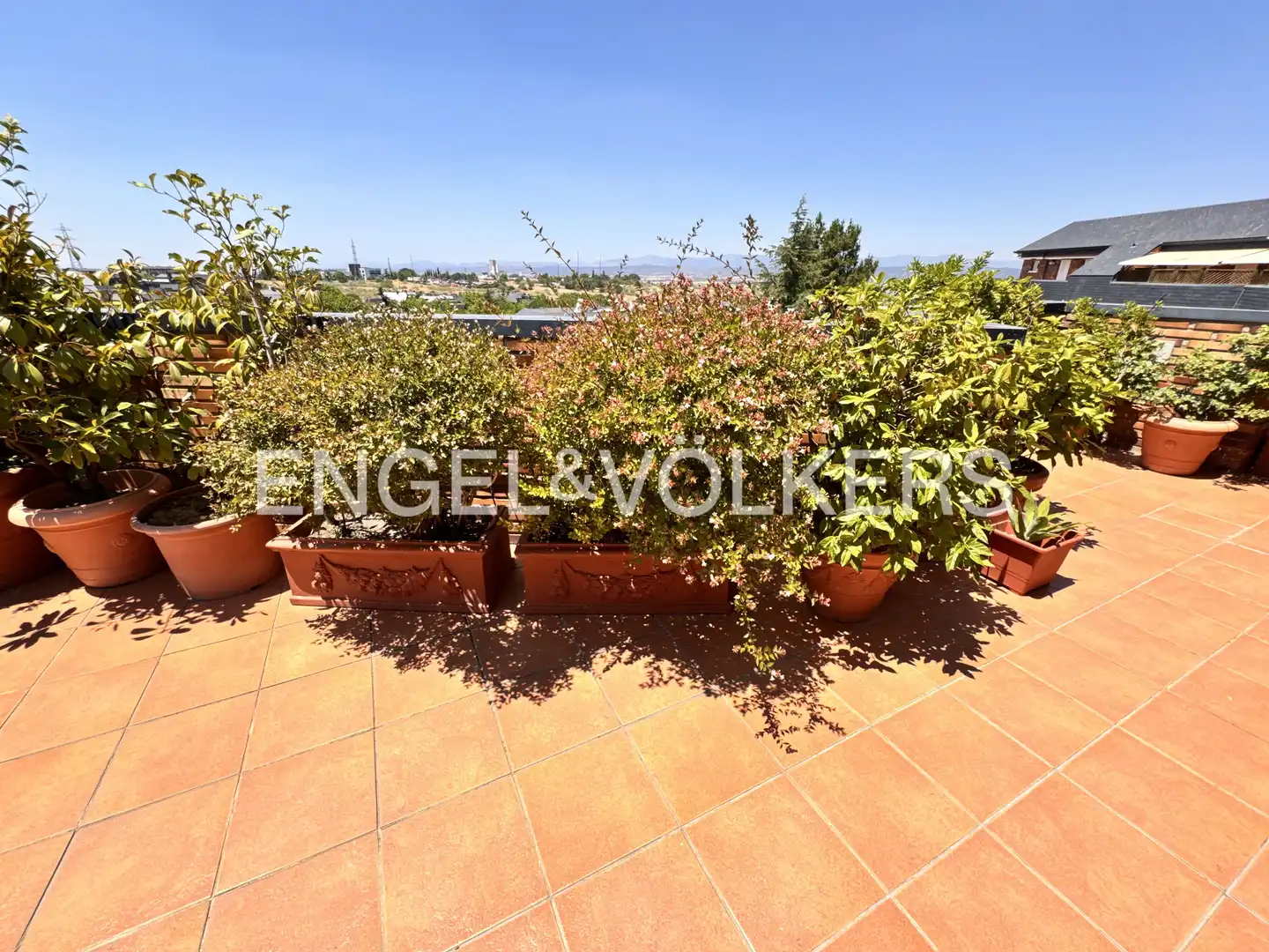 Terraza de Ático de alquiler en Majadahonda con Aire acondicionado, Calefacción y Jardín privado