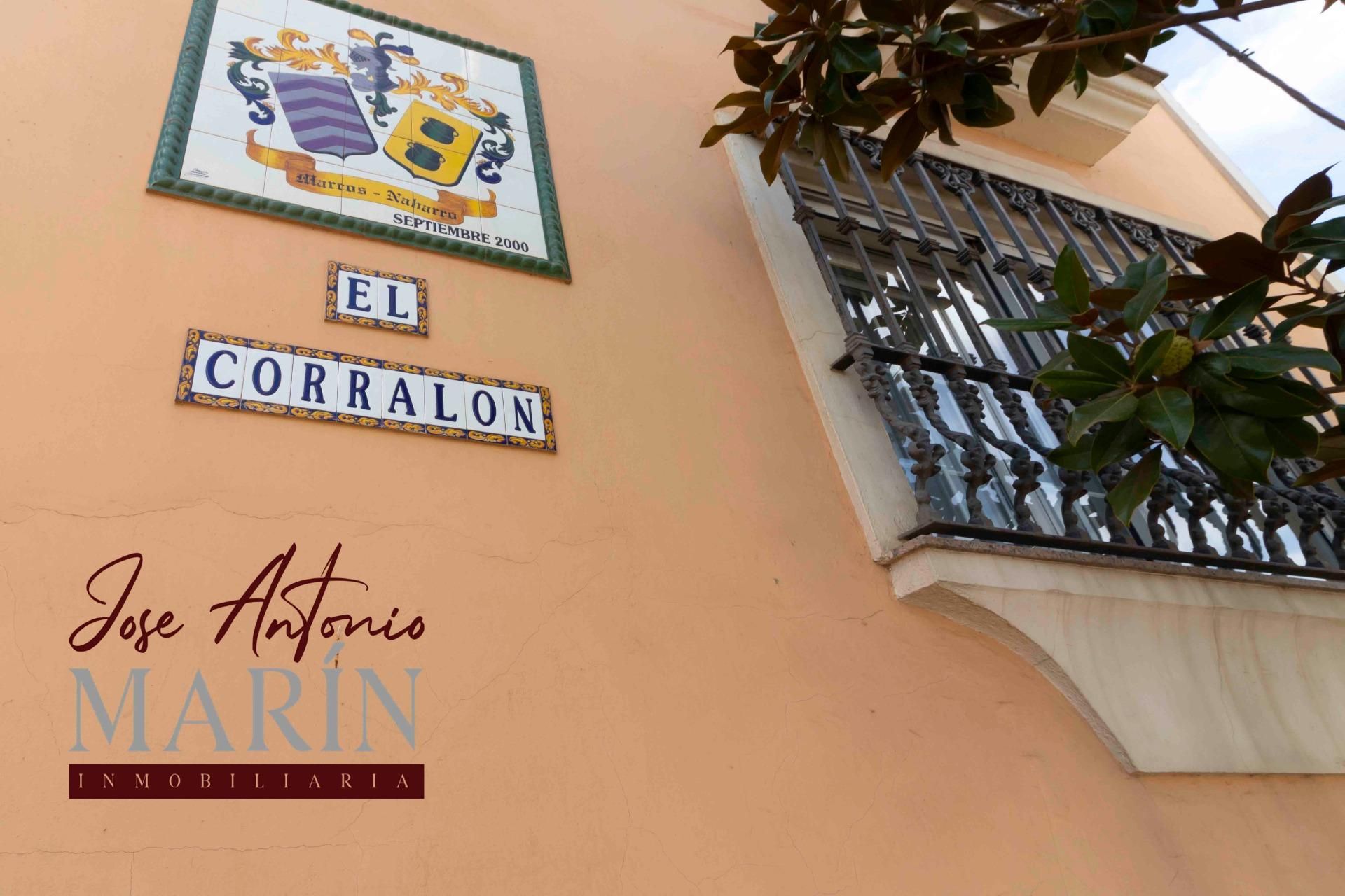 Exterior view of House or chalet for sale in Salvatierra de los Barros  with Air Conditioner, Heating and Terrace