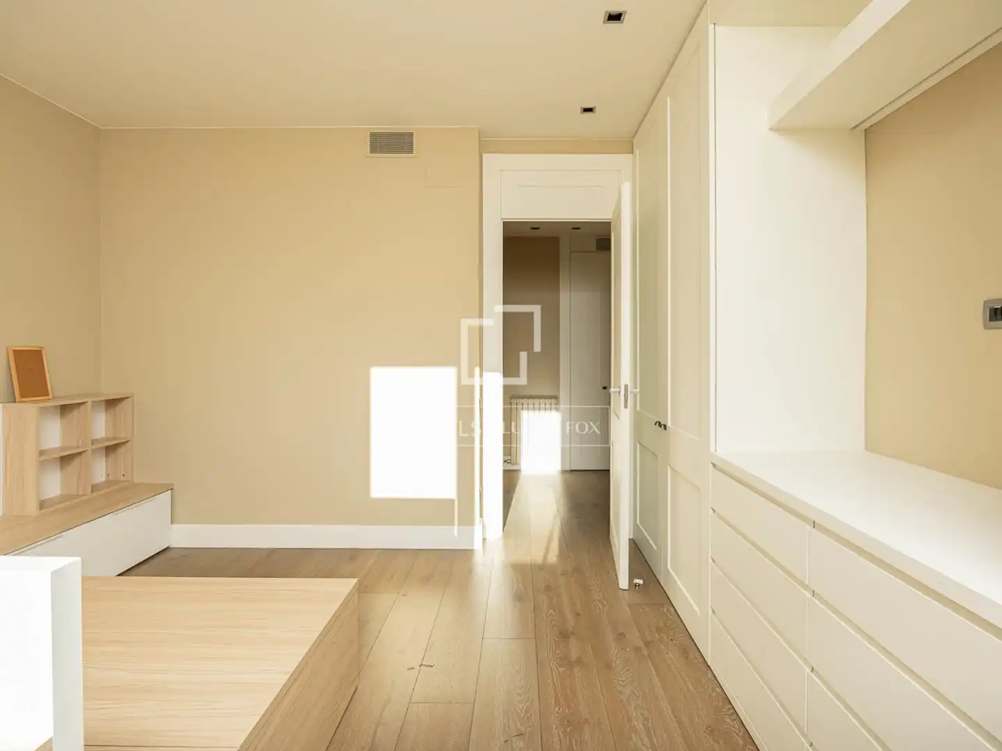 Schlafzimmer von Wohnung zum Verkauf in Barcelona mit Klimaanlage, Heizung und Parkett