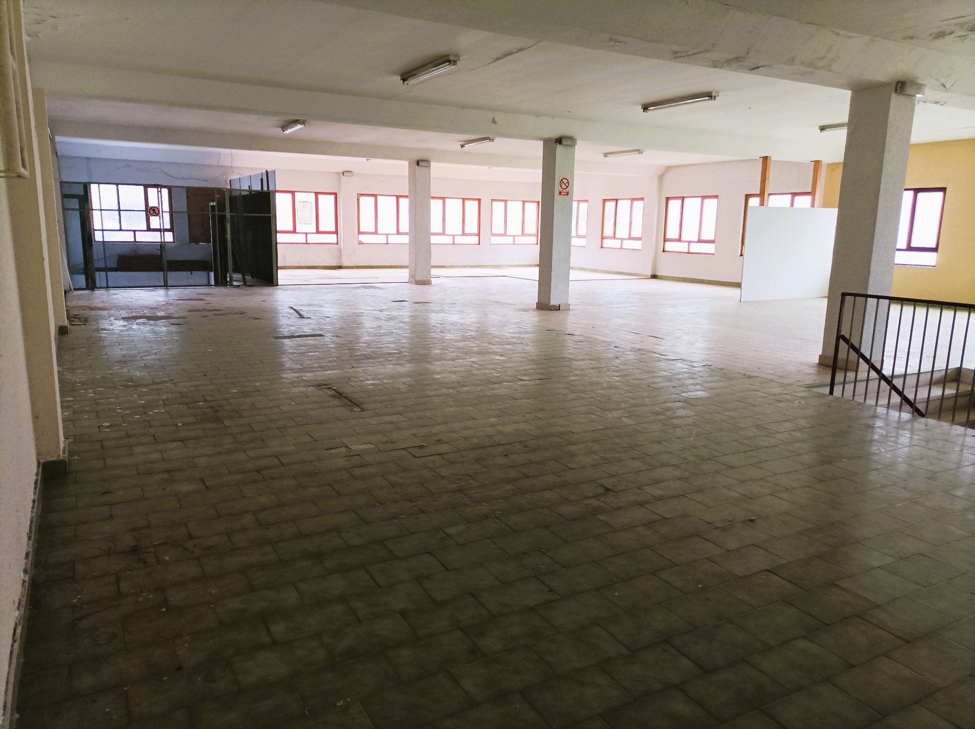 Nau industrial en venda en Torrelavega  amb Calefacció