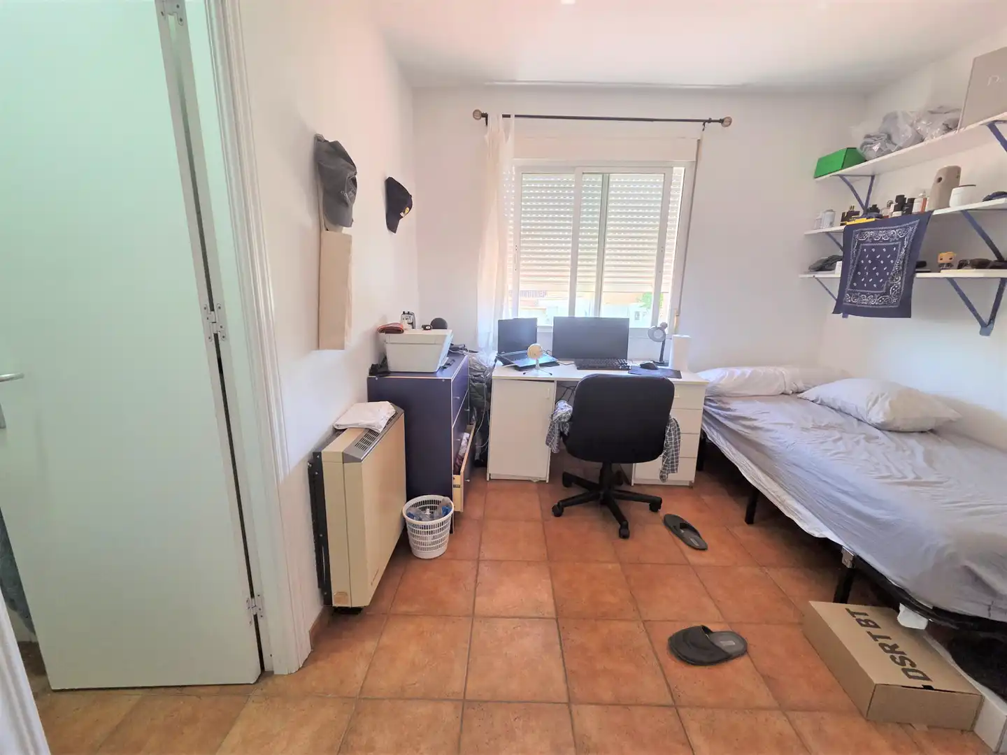 Schlafzimmer von Wohnungen zur untervermieten in Villanueva de la Cañada mit Möbliert, Waschmaschine und Mikrowelle