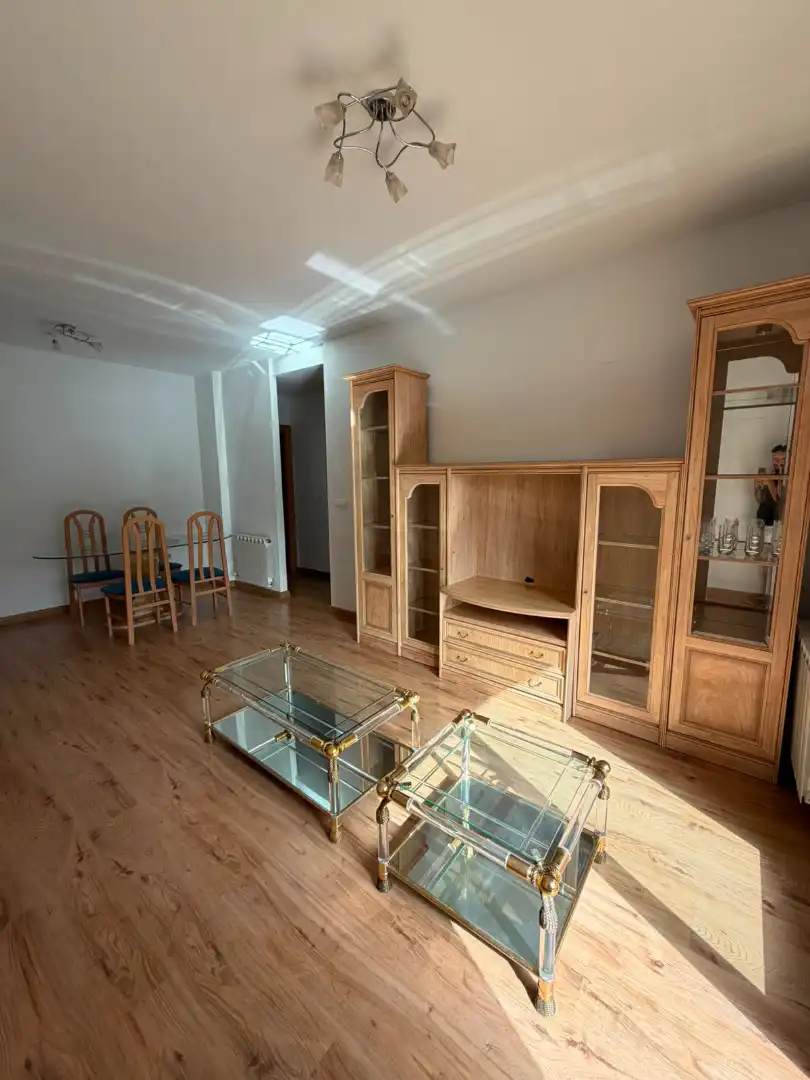 Wohnzimmer von Wohnung zur Miete in Maracena mit Heizung, Parkett und Terrasse