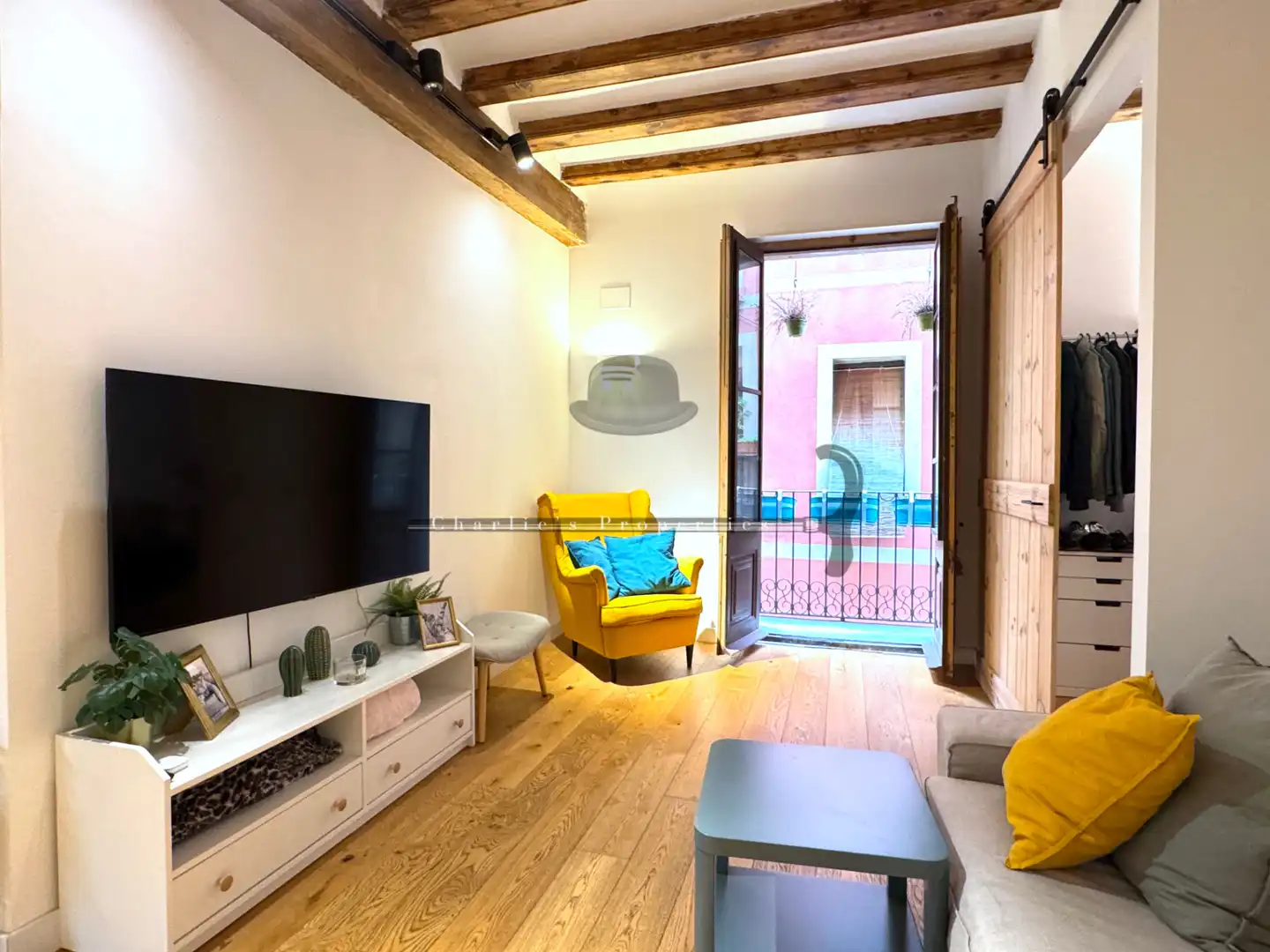 Sala d'estar de Apartament en venda en Barcelona amb Aire condicionat, Calefacció i Parquet