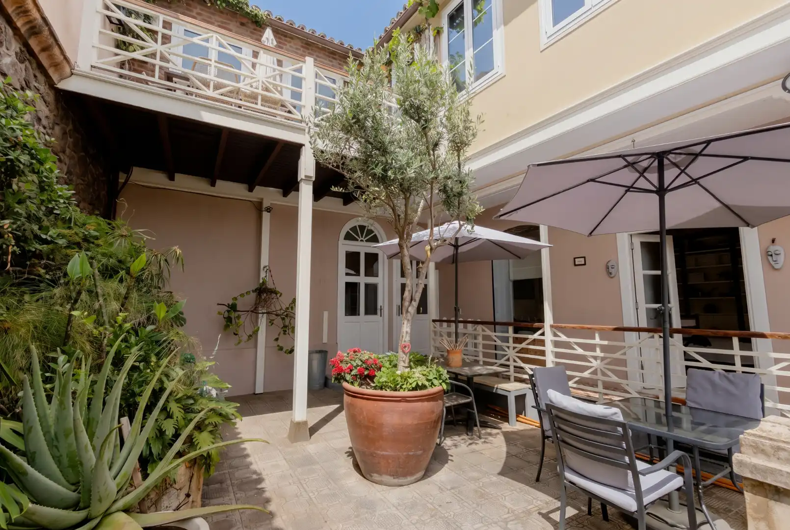 Terrassa de Casa o xalet en venda en La Orotava amb Jardí privat, Parquet i Moblat