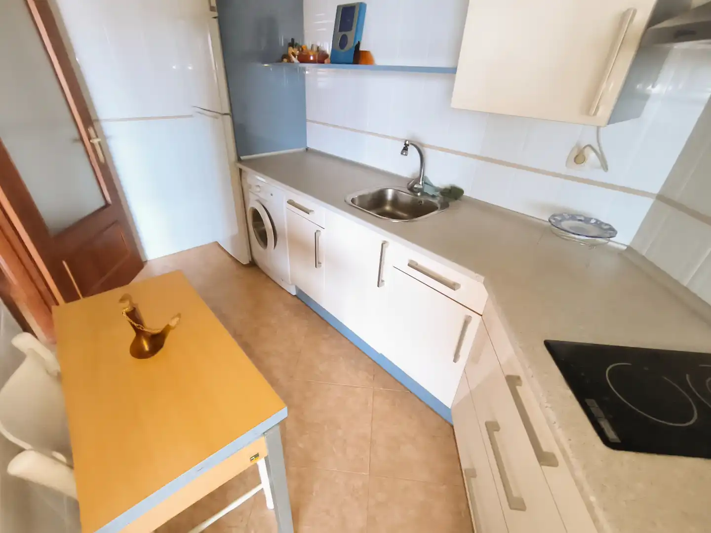 Kitchen of Ground floor for rent in Palencia  with Heating, Parquet flooring and Storage room