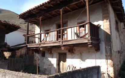 Exterior view of House or chalet for sale in Quirós