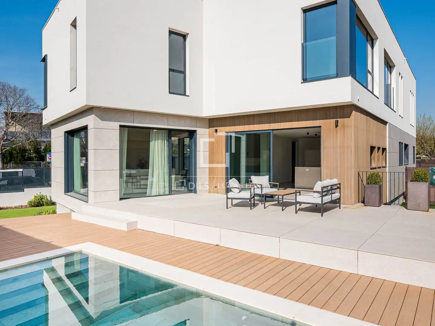 Terrassa de Casa o xalet en venda en Sant Cugat del Vallès amb Aire condicionat, Calefacció i Jardí privat